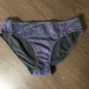 Lululemon swim bottoms size 8 NWT